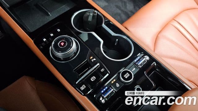 Kia The / новый New K5 гибрид 3세대 Signature, 2024 13