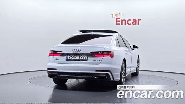 Audi A6 (C8) Premium, 2023 4