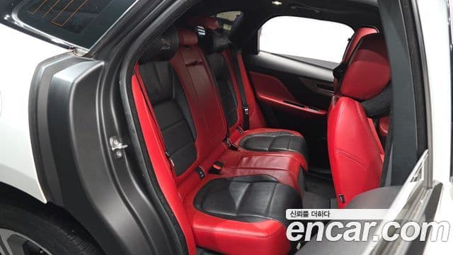 Jaguar F-PACE 30d S, 2017 12