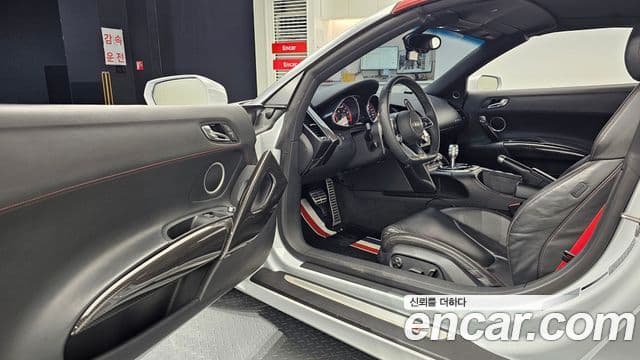 Audi R8 5.2 V10 Spyder, 2015 11