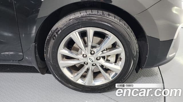 Kia The / новый New Carnival Prestige, 2019 все фото