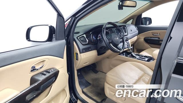 Kia The / новый New Carnival Prestige, 2019 10