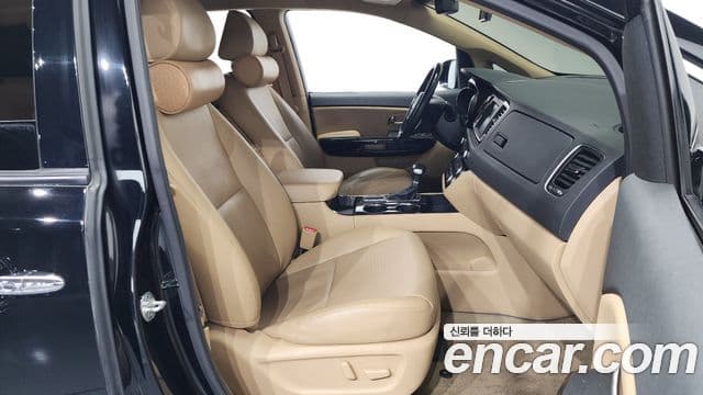 Kia The / новый New Carnival Prestige, 2019 11