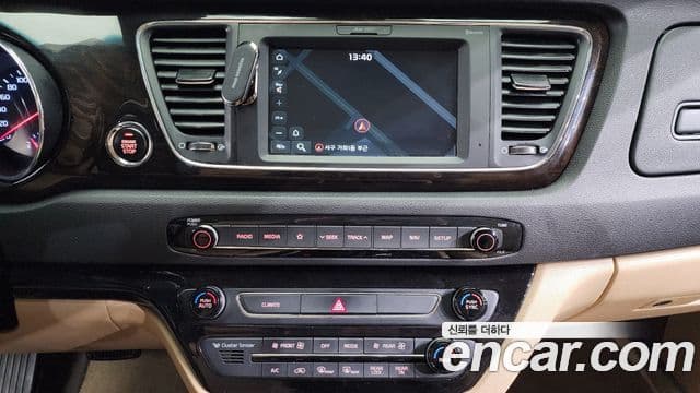 Kia The / новый New Carnival Prestige, 2019 14