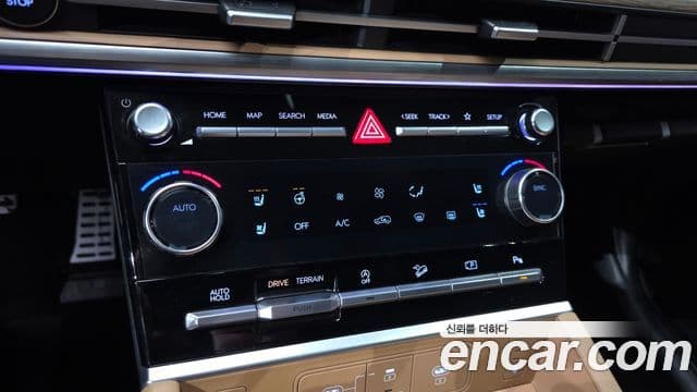 Hyundai Santa Fe (MX5) Prestige, 2025 17