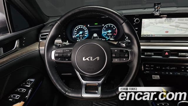 Kia K5 3세대 Signature, 2022 13