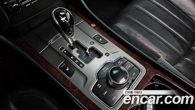 Hyundai Equus(новый кузов / новое поколение) Luxury, 2010 9