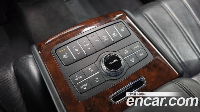 Hyundai Equus(новый кузов / новое поколение) Luxury, 2010 17