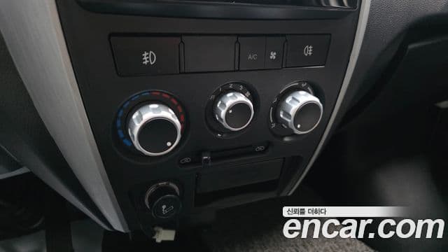 동풍소콘 C35 EV 2-seater, 2022 17