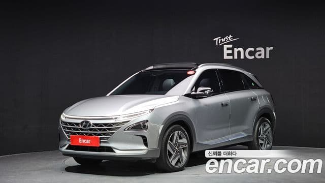 Hyundai NEXO Premium, 2023 1
