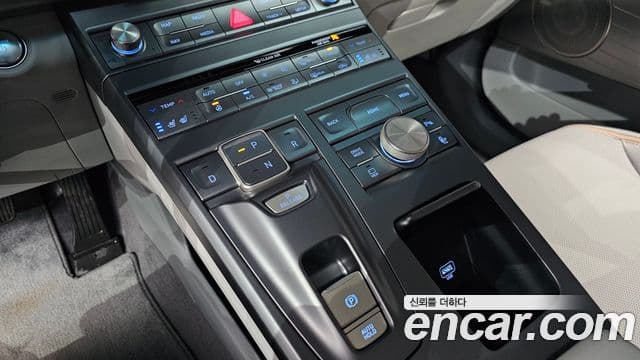 Hyundai NEXO Premium, 2023 9