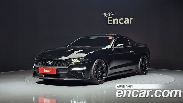 Ford Mustang купе, 2018 1