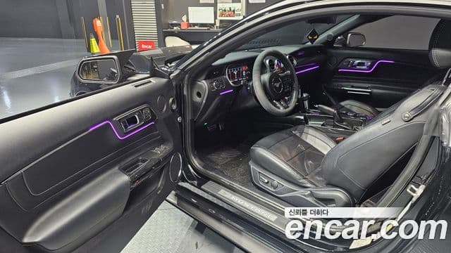 Ford Mustang купе, 2018 11