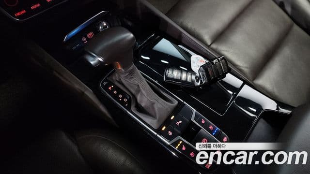 Kia All New K7 Prestige, 2016 9
