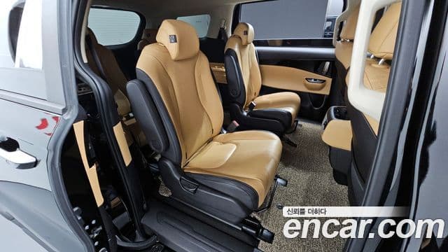 Kia Carnival 4세대 Prestige, 2022 12
