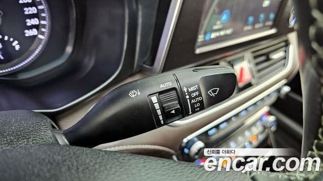 Hyundai Grandeur IG Premium, 2019 17