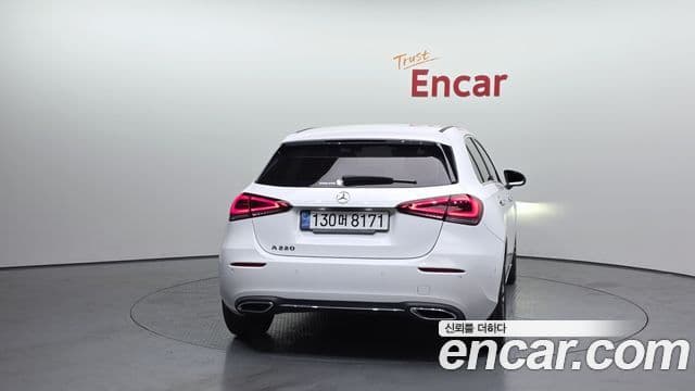 Mercedes-Benz A-класс W177 A220 хэтчбек, 2022 4