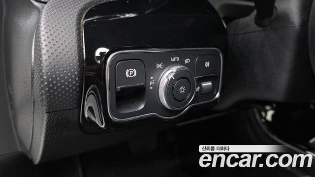 Mercedes-Benz A-класс W177 A220 хэтчбек, 2022 12