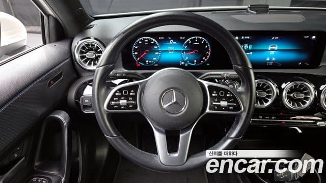 Mercedes-Benz A-класс W177 A220 хэтчбек, 2022 16