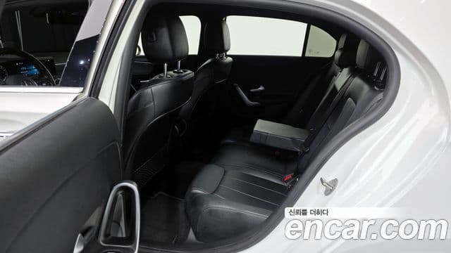 Mercedes-Benz A-класс W177 A220 хэтчбек, 2022 18