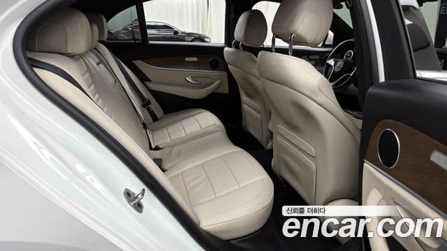 Mercedes-Benz E-класс W213 Exclusive, 2021 12