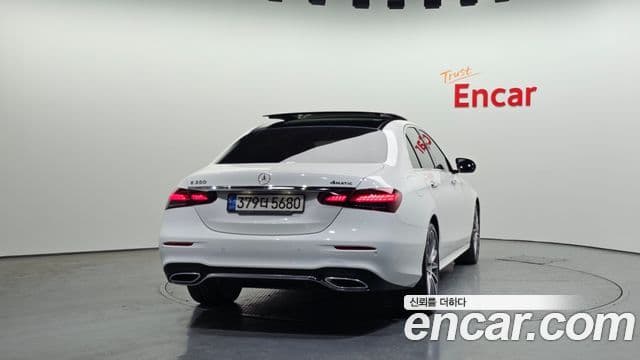 Mercedes-Benz E-класс W213 AMG Line, 2022 4