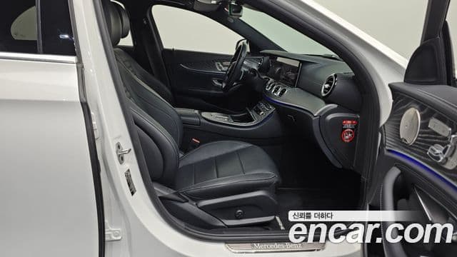 Mercedes-Benz E-класс W213 AMG Line, 2022 11