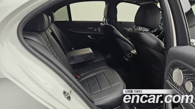 Mercedes-Benz E-класс W213 AMG Line, 2022 12