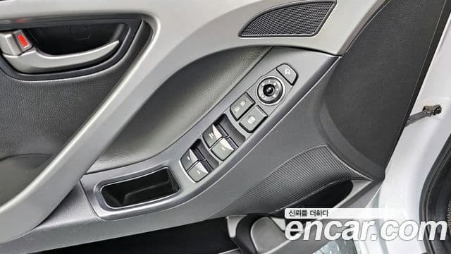 Hyundai The / новый New Avante 빌트인캠2 — базовая версия - Built-in Cam 2, 2015 17