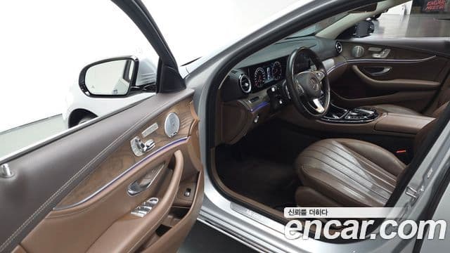 Mercedes-Benz E-класс W213 Exclusive, 2018 12