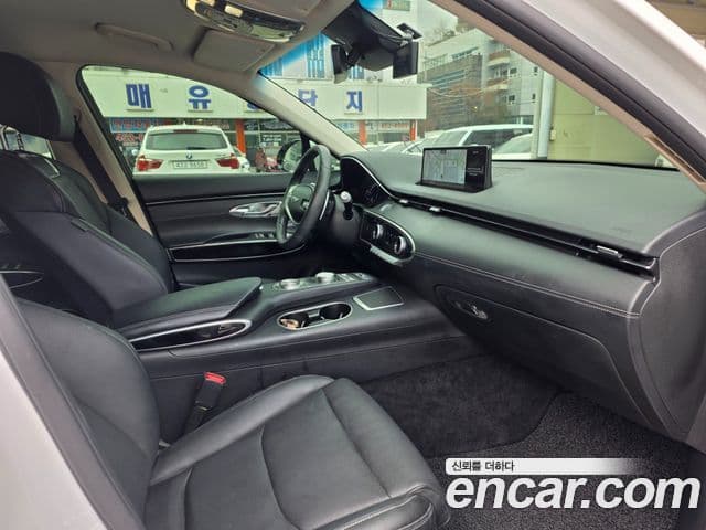 Genesis GV70, 2021 13