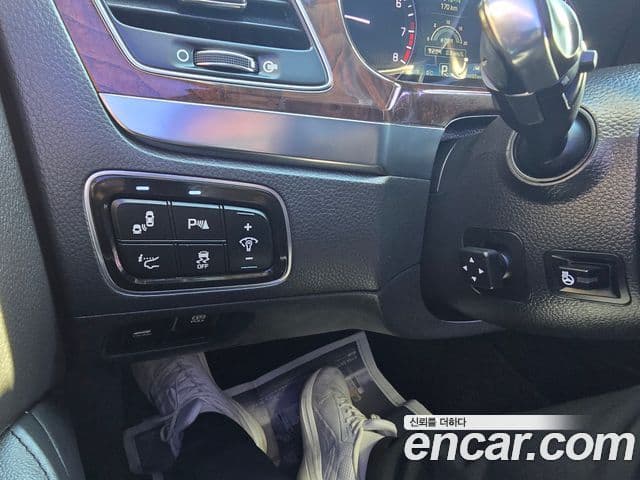 Hyundai Equus(новый кузов / новое поколение) Exclusive, 2013 14