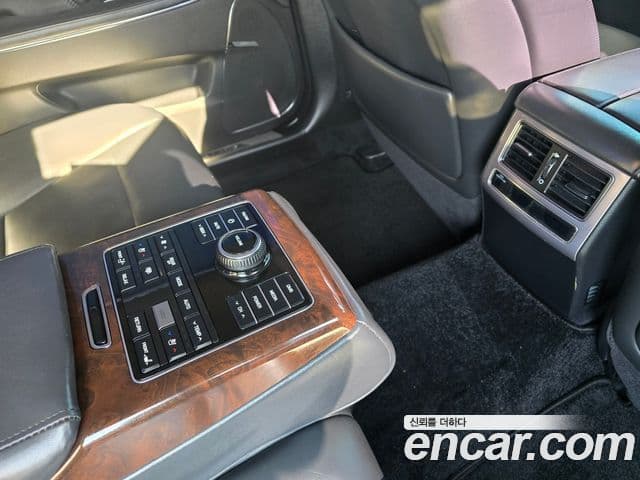 Hyundai Equus(новый кузов / новое поколение) Exclusive, 2013 19