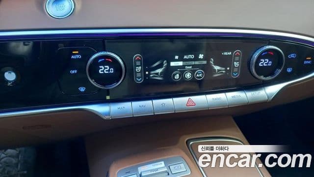 Genesis GV70, 2024 7