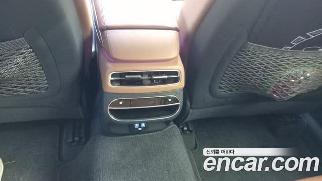 Genesis GV70, 2024 11