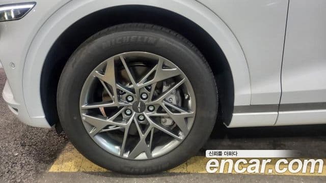 Genesis GV70, 2024 12