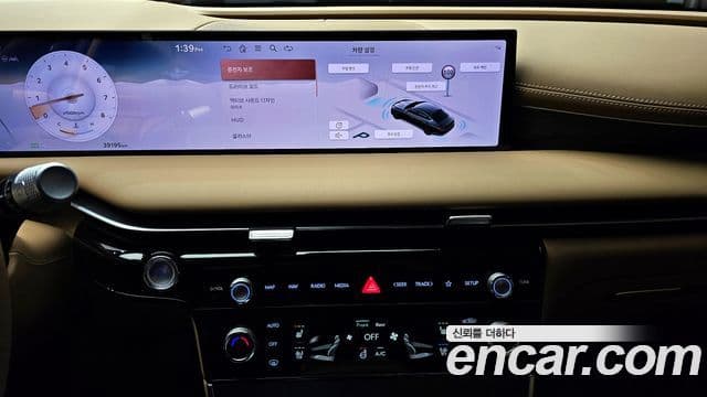 Genesis G80 (RG3) бензин 3.5 турбо AWD, 2025 14