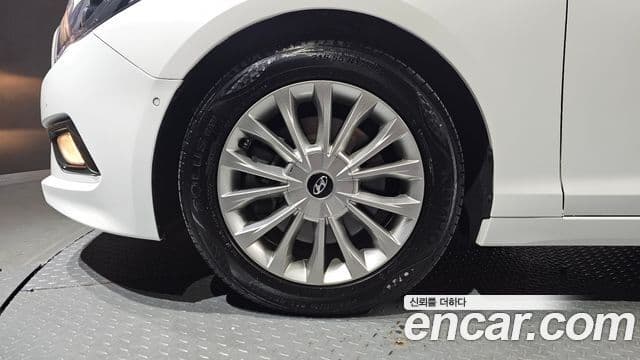 Hyundai LF Sonata LPI Modern(для людей с инвалидностью), 2015 все фото