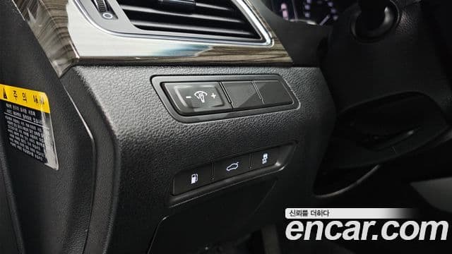 Hyundai LF Sonata LPI Modern(для людей с инвалидностью), 2015 16