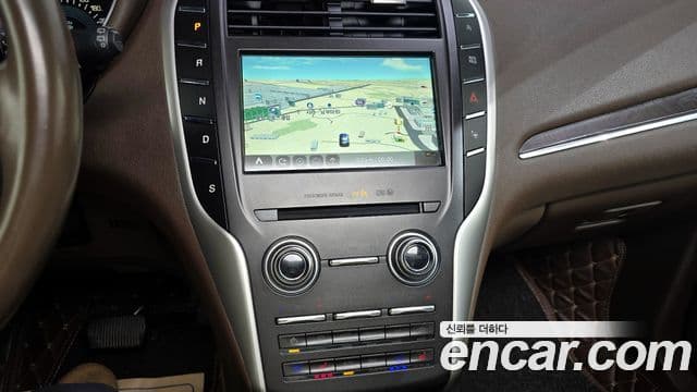 Lincoln MKC, 2018 15