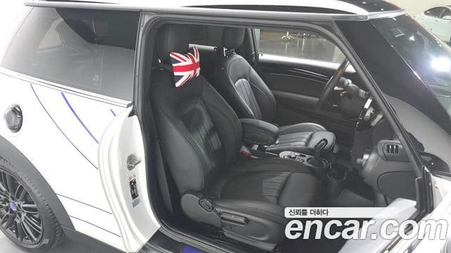 Mini Cooper S 3세대, 2024 10