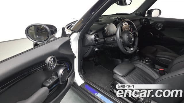 Mini Cooper S 3세대, 2024 12