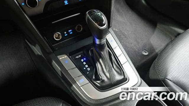 Hyundai Avante AD 1.6 GDI Value Plus, 2018 9