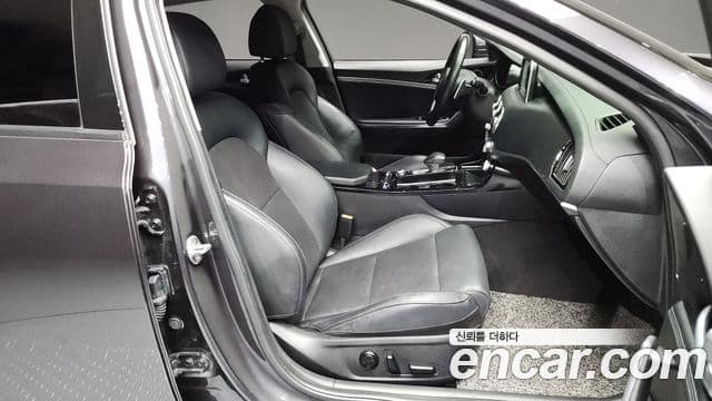 Kia 스팅어 Platinum, 2018 11