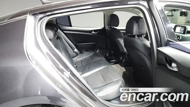 Kia 스팅어 Platinum, 2018 12