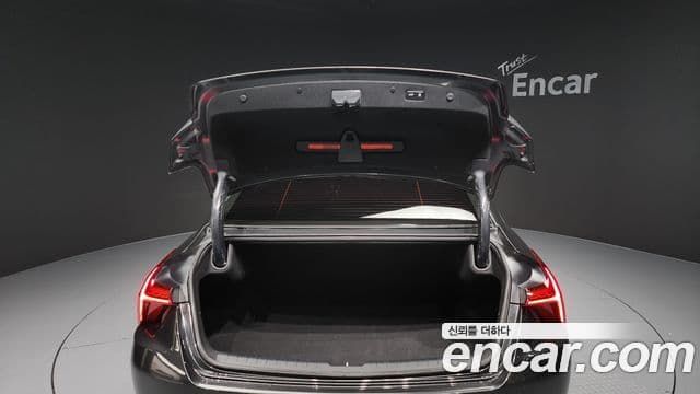 Kia K8 гибрид Noblesse, 2024 20