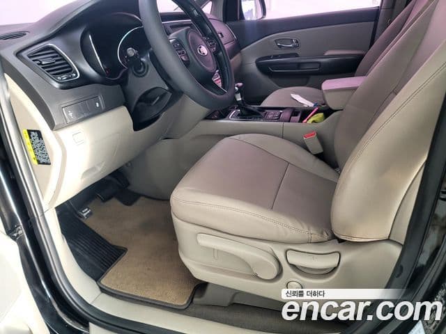 Kia All New Carnival Luxury, 2018 7