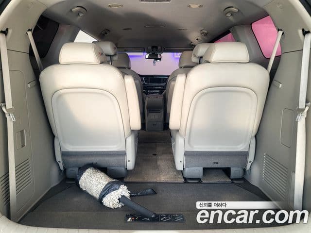 Kia All New Carnival Luxury, 2018 11