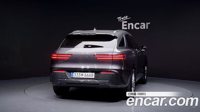 Genesis GV70, 2022 4