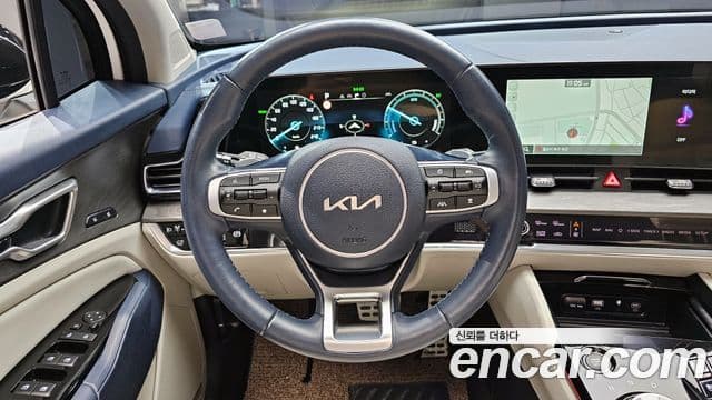 Kia Sportage 5세대 гибрид Signature Gravity 2WD, 2023 13